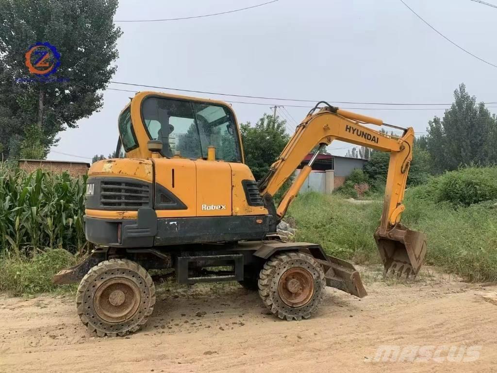 Hyundai 60 W  휠 굴삭기