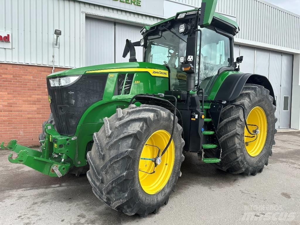 John Deere 7R 330 트랙터