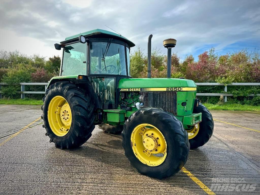 John Deere 2650 트랙터