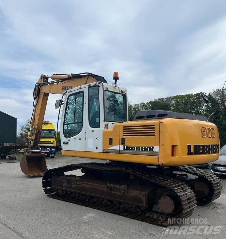 Liebherr R 900 C 대형 굴삭기 29톤 이상