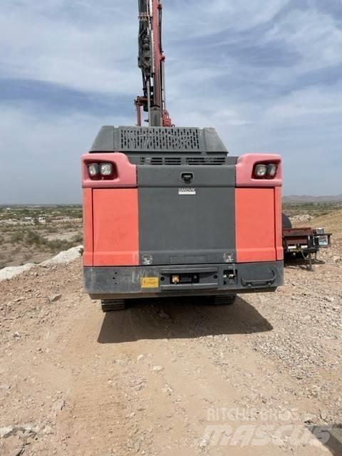 Sandvik DP 1500 i 도로 굴착기
