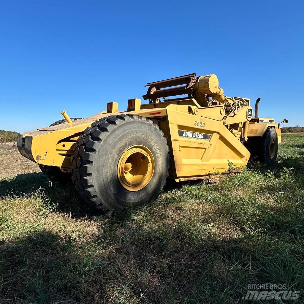 DEERE 862B 스크레이퍼