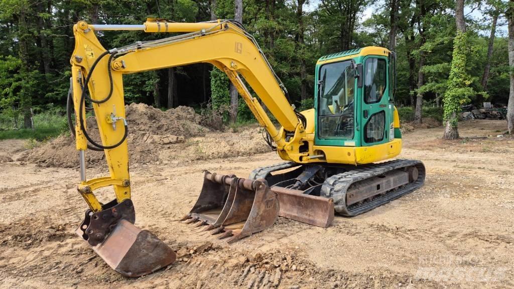 Komatsu PC 80 MR-3 중형굴삭기 7톤-28톤