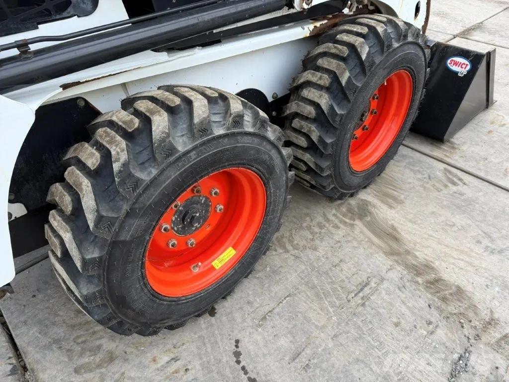 Bobcat S450  스키드로더