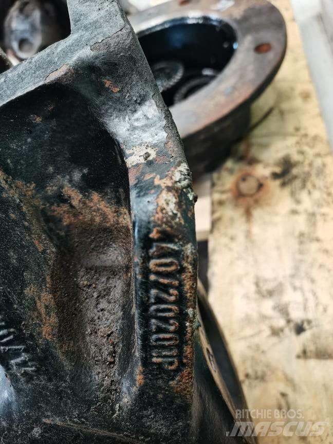 JCB 520-40 reducer 차축