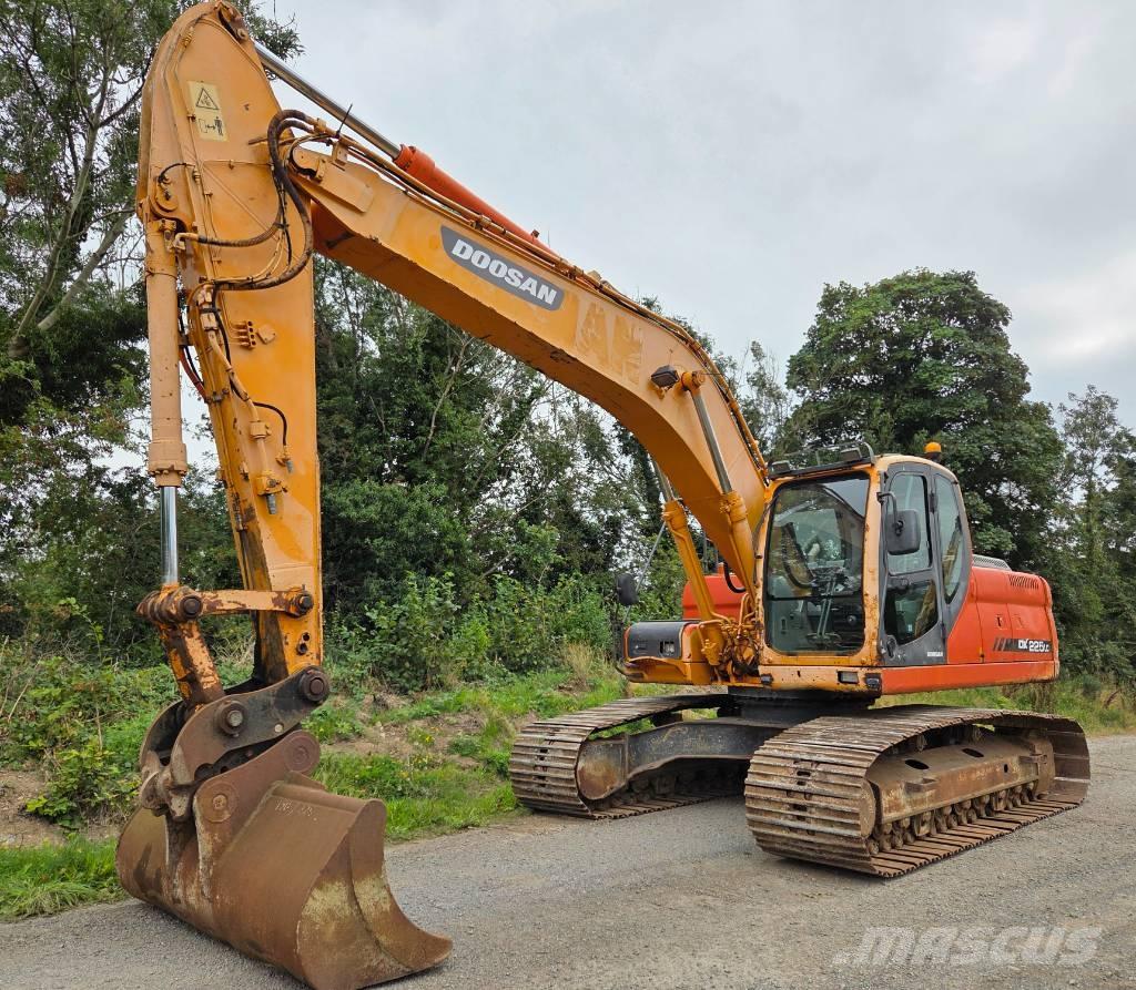 Doosan DX 225 LC 대형 굴삭기 29톤 이상