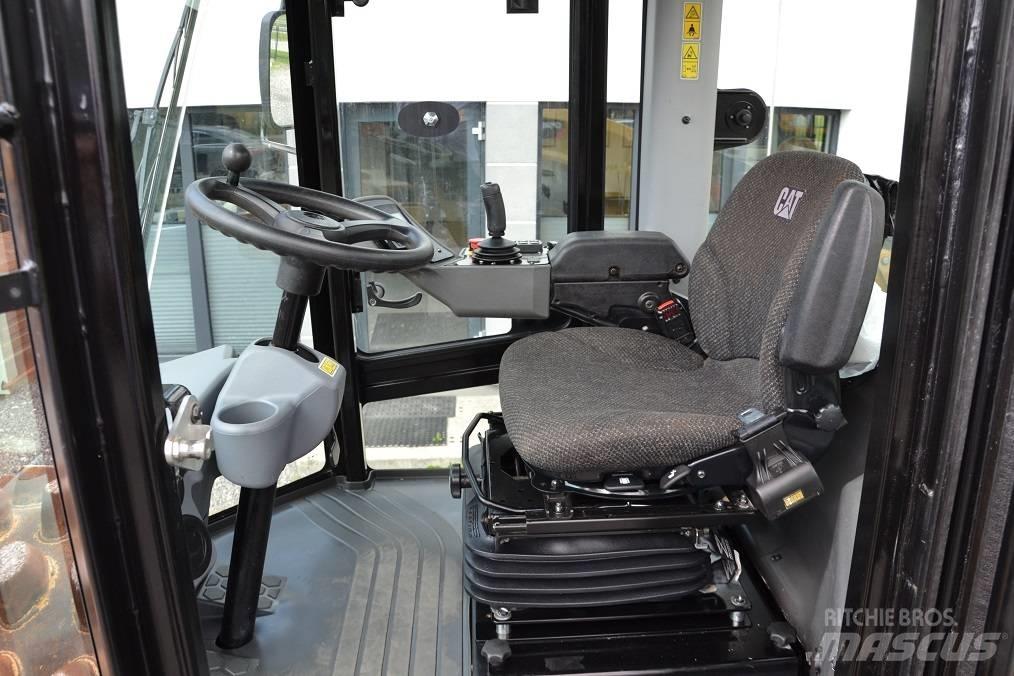 CAT CP 54 싱글 드럼 롤러