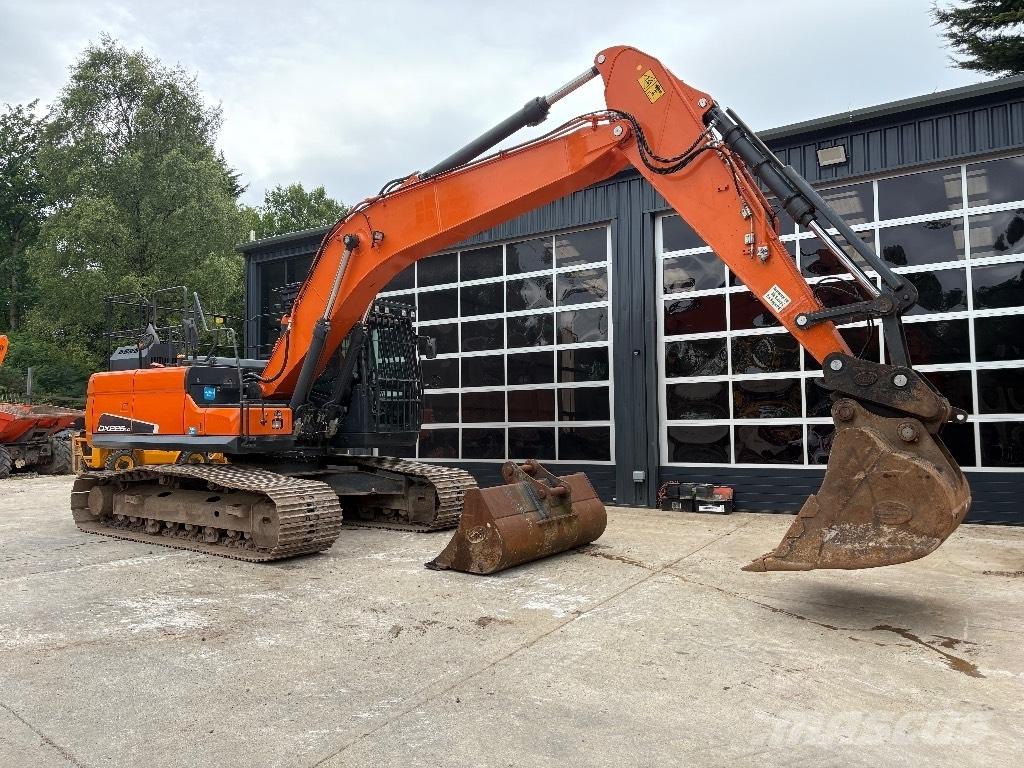 Doosan DX 225 LC-5 대형 굴삭기 29톤 이상