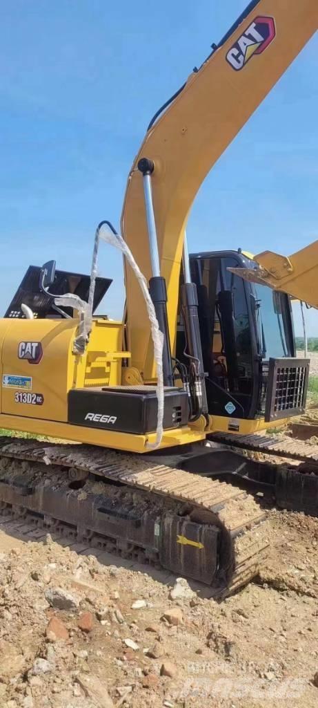 CAT 313D2GC 대형 굴삭기 29톤 이상