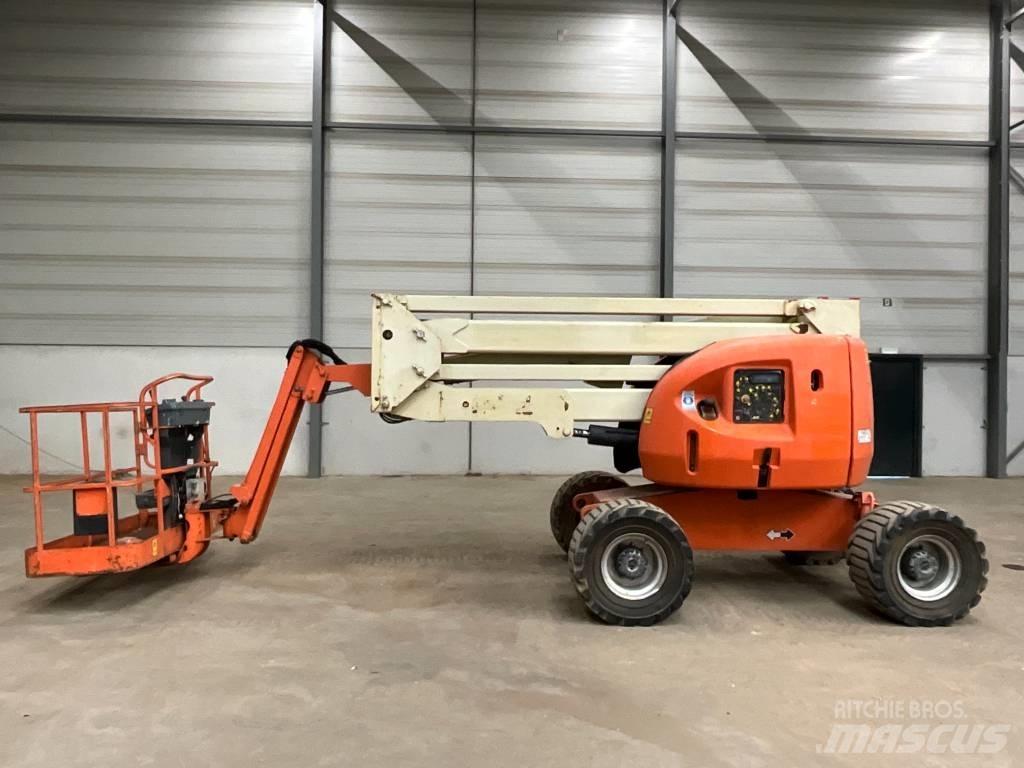 JLG 450 AJ 관절형 전동이동 리프트