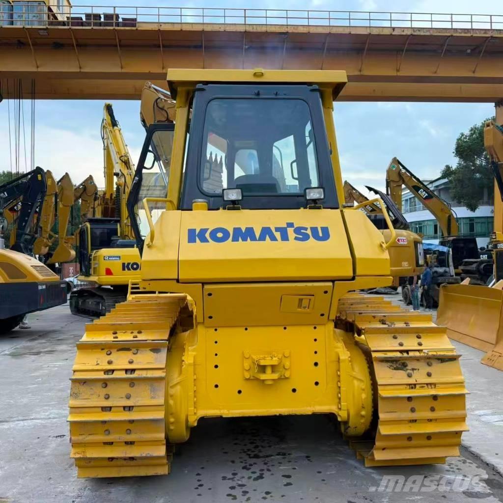 Komatsu D65PX-12E 크롤러 도저
