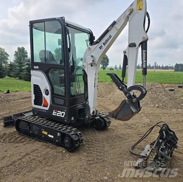 Bobcat E20 소형 굴삭기 7톤 미만