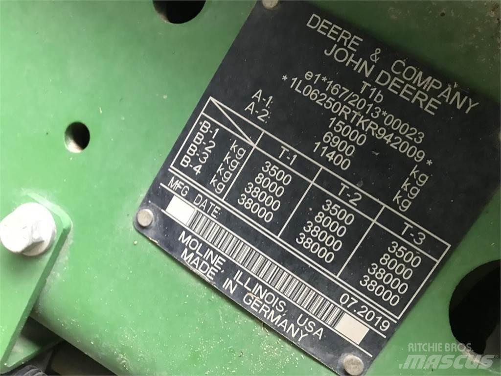 John Deere 6250R 트랙터
