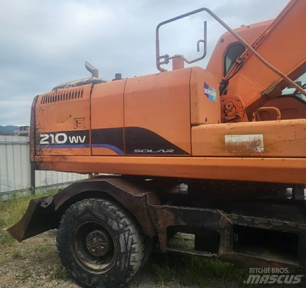 Daewoo Solar 210 W V  휠 굴삭기