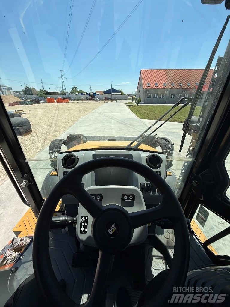 CAT 432f2 백호로더