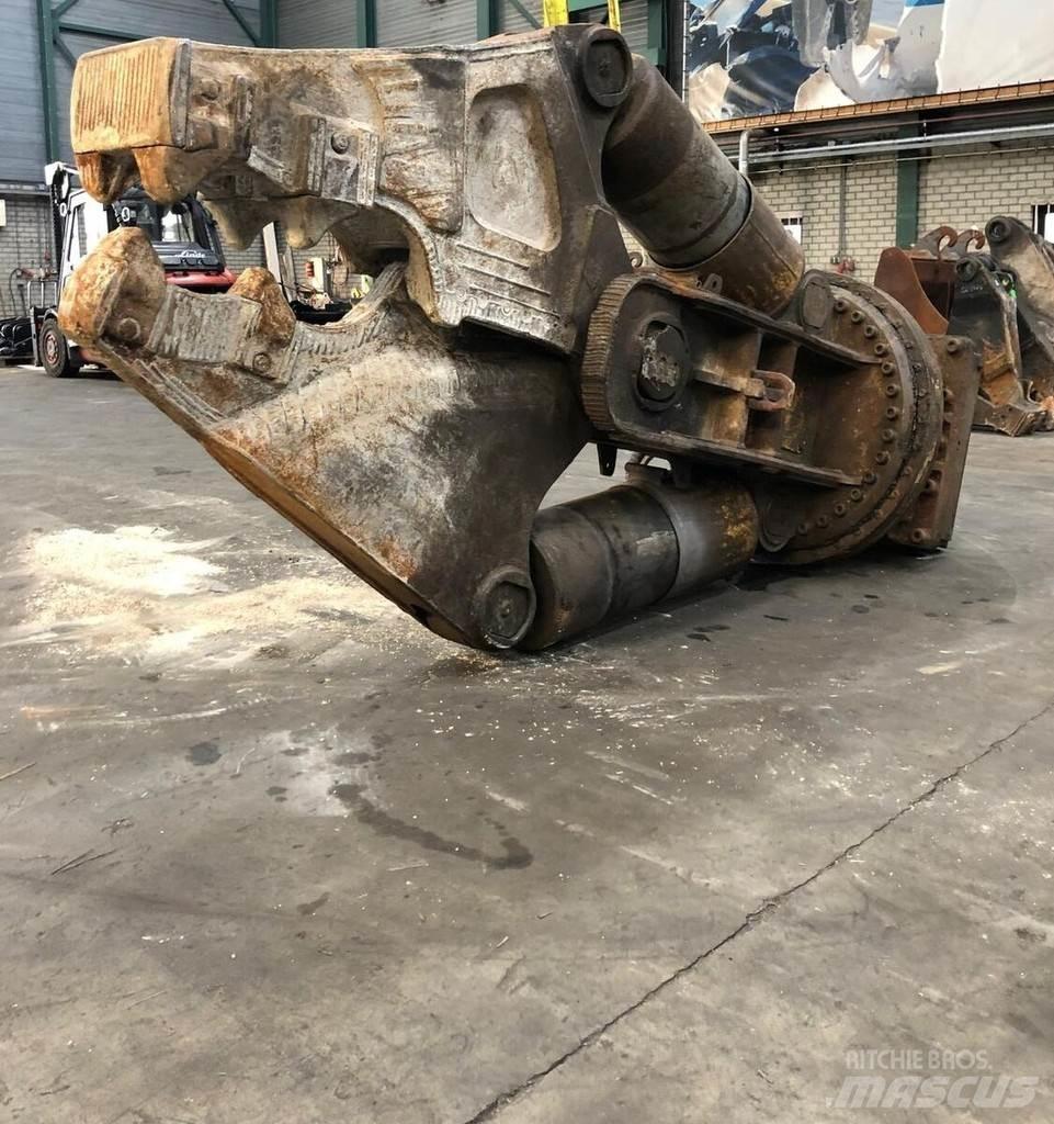 Atlas Copco CC6000 절단기
