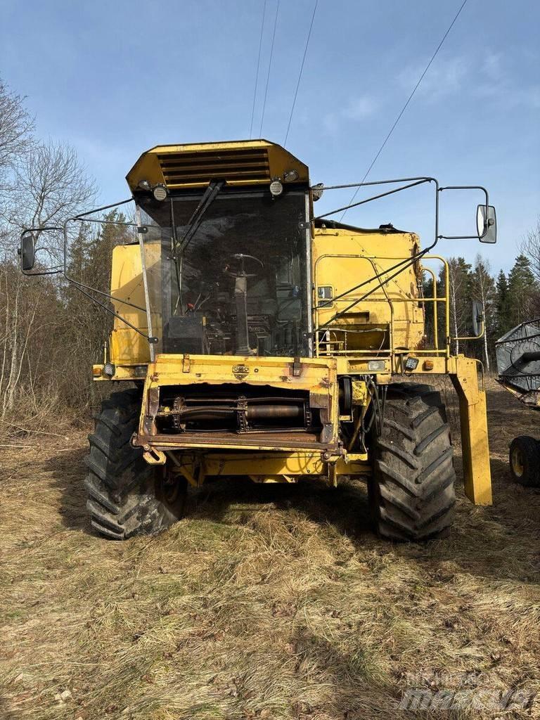 New Holland TX 36 콤바인 수확기