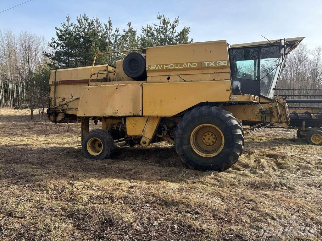 New Holland TX 36 콤바인 수확기