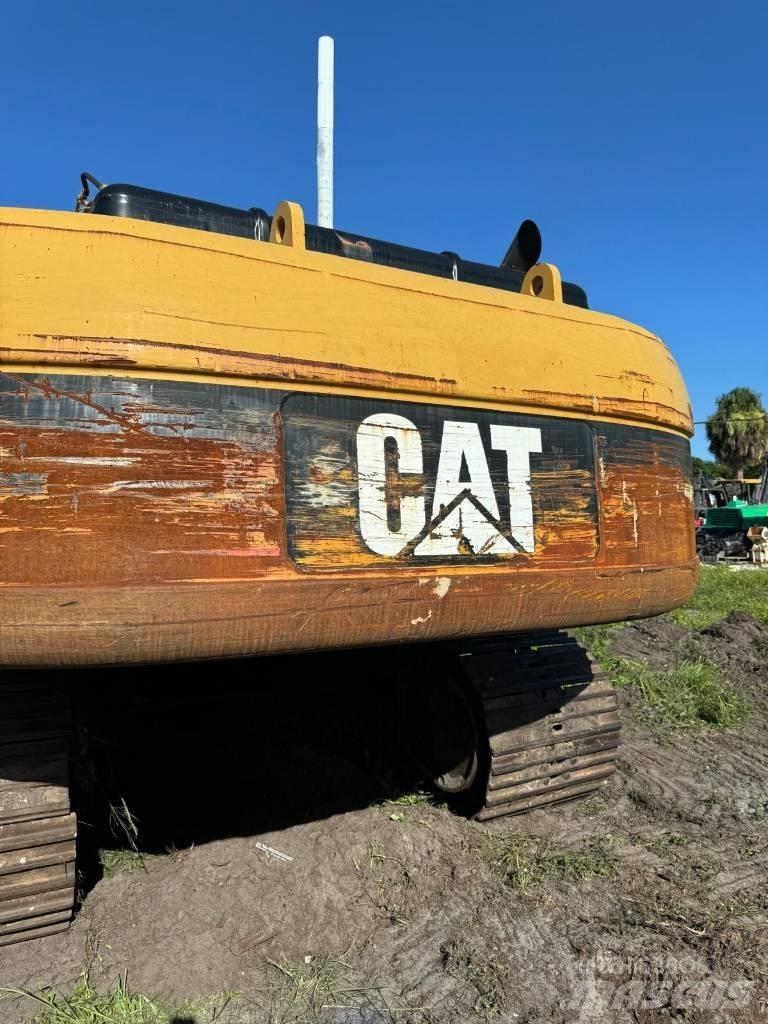 CAT 330 L 대형 굴삭기 29톤 이상
