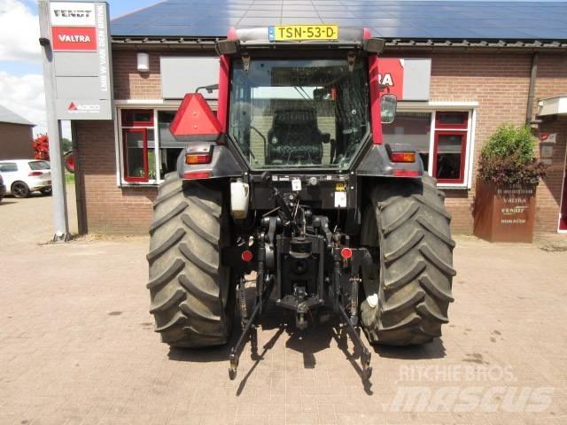 Valtra A93 HITECH 트랙터