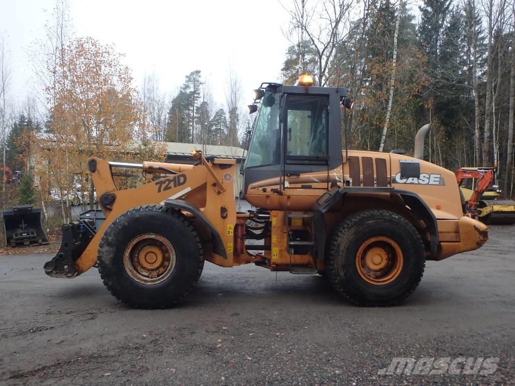 CASE 721 D 4x4  휠로우더