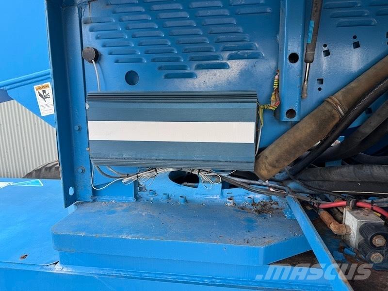 Genie S 85 견인식 전동이동 리프트