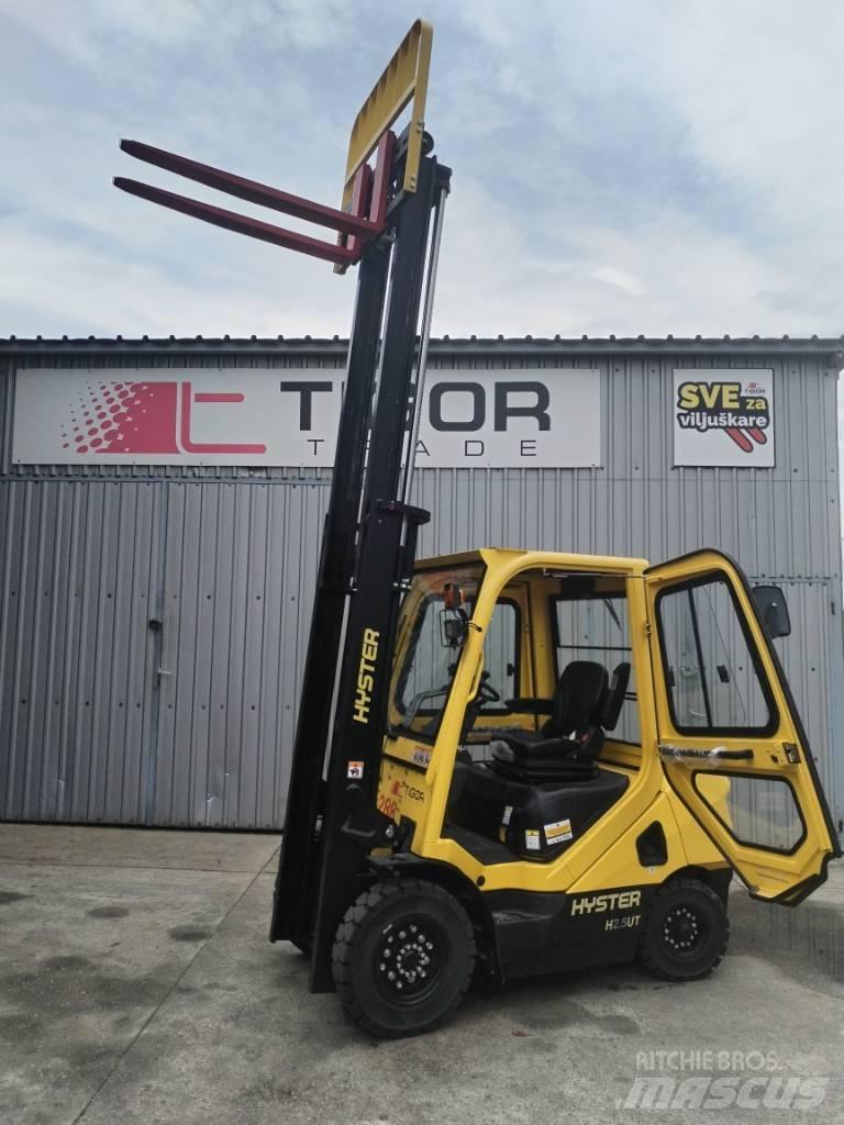 Hyster H2.5UT 디젤 지게차