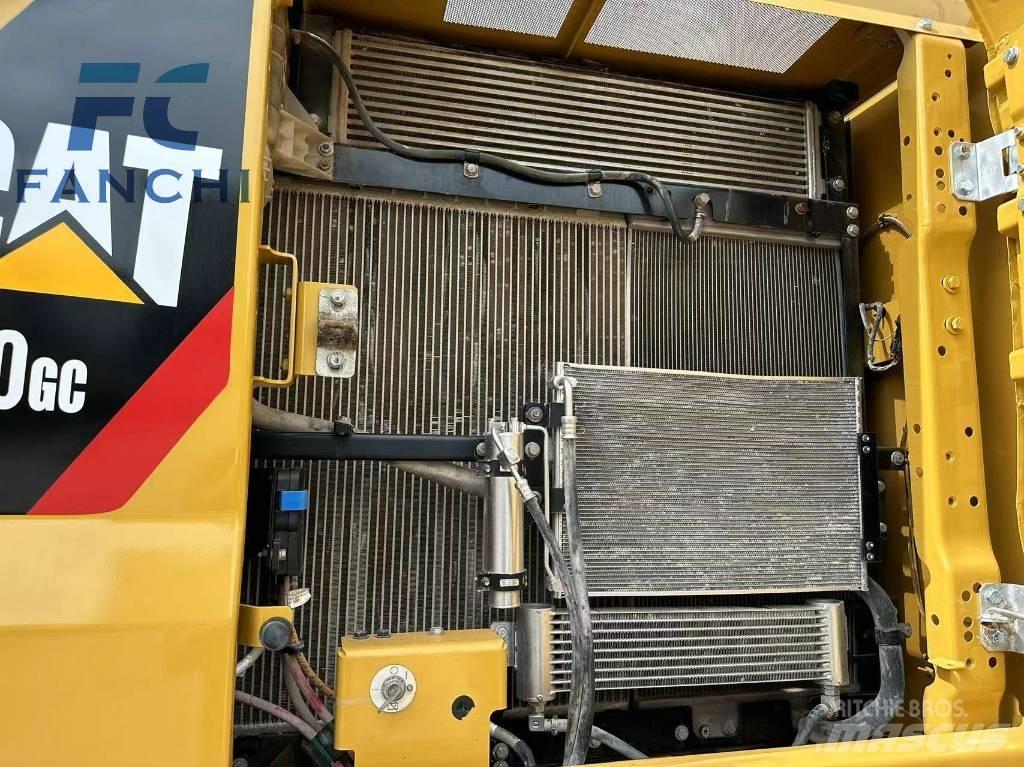 CAT 330GC 폐기물/산업 처리기
