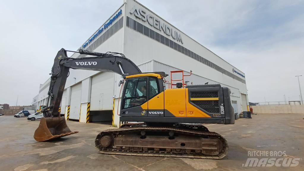 Volvo EC300ENL 대형 굴삭기 29톤 이상