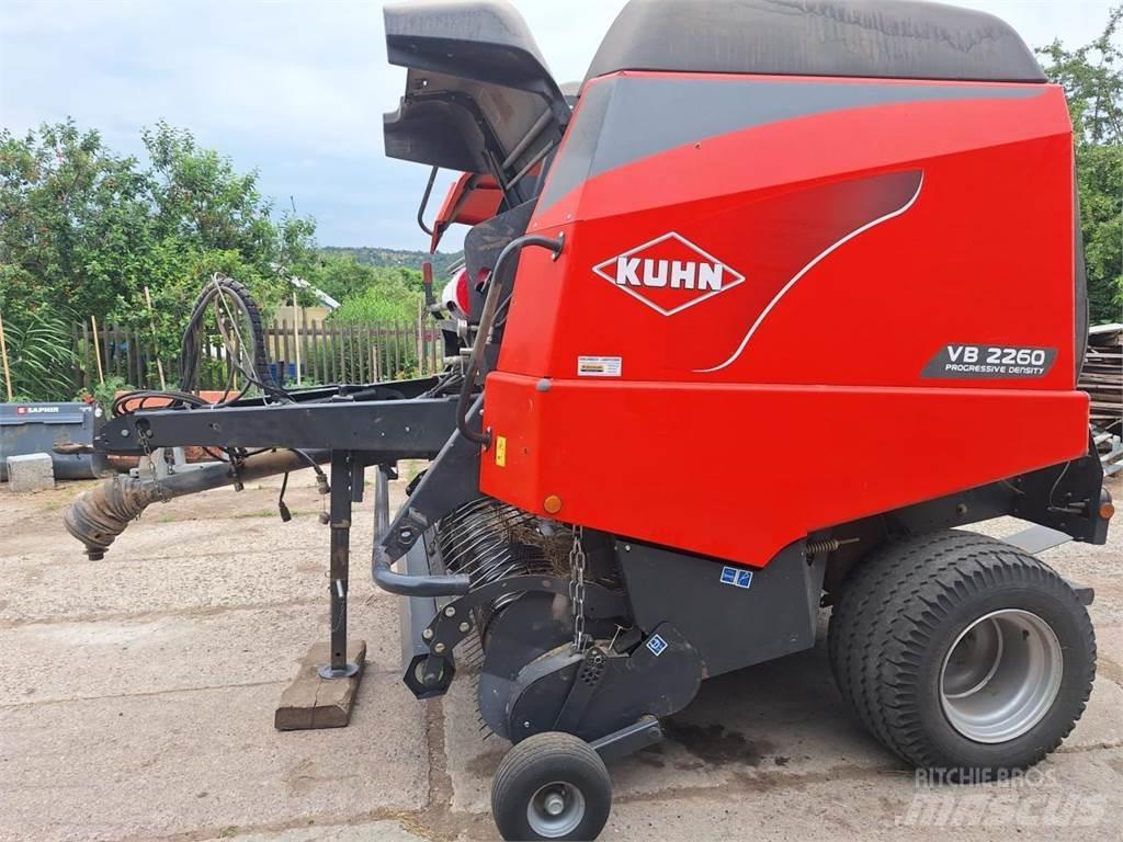 Kuhn VB 2260 원형 곤포기