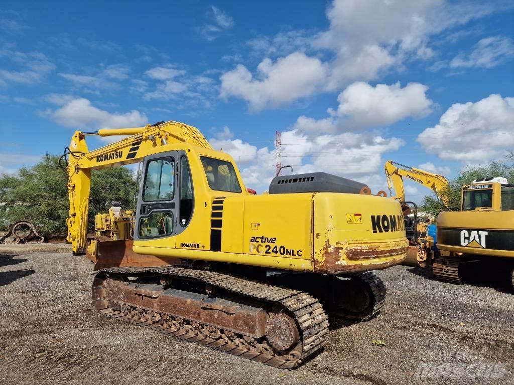 Komatsu PC 240 LC 대형 굴삭기 29톤 이상