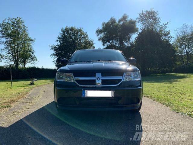 Dodge Journey SE 자동차
