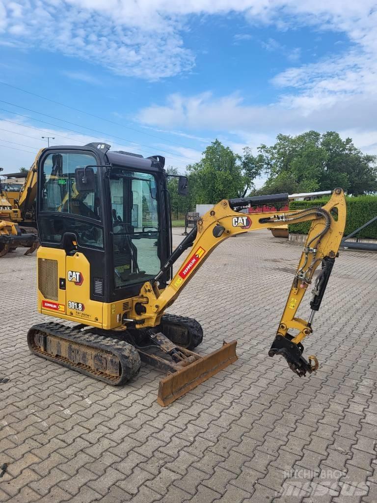 CAT 301.8 NG 소형 굴삭기 7톤 미만