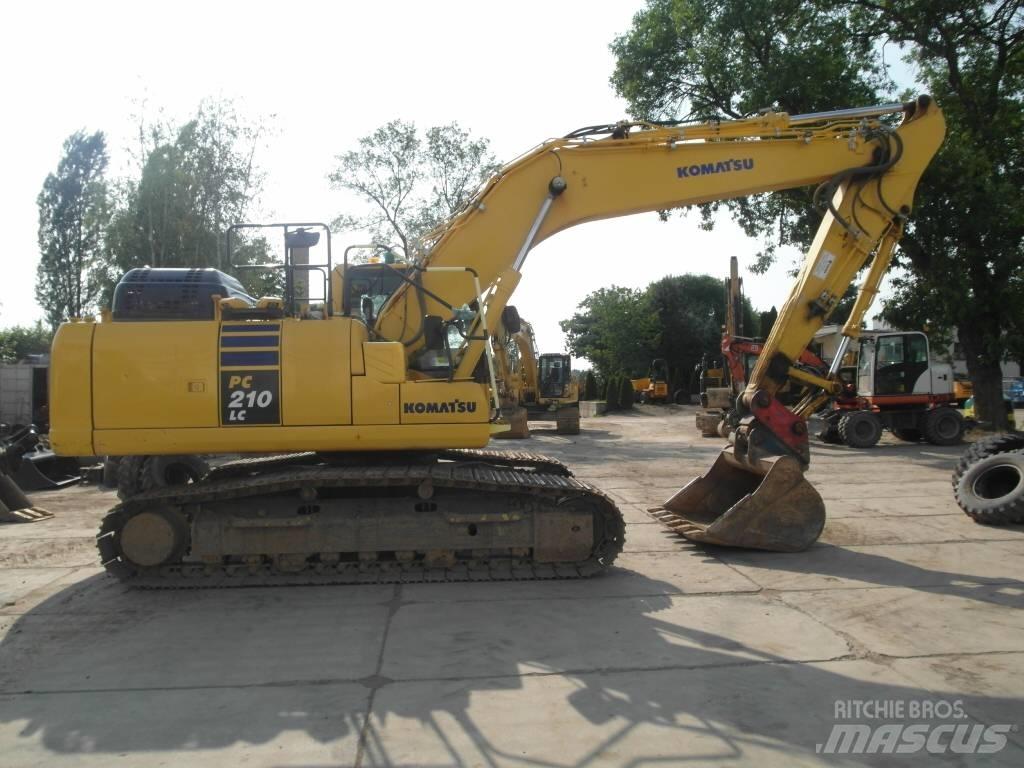 Komatsu PC 210 LC-11 대형 굴삭기 29톤 이상