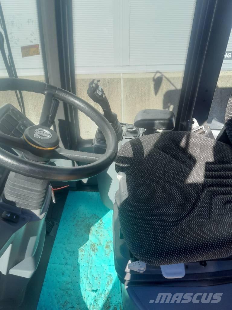 Volvo L35GS  휠로우더