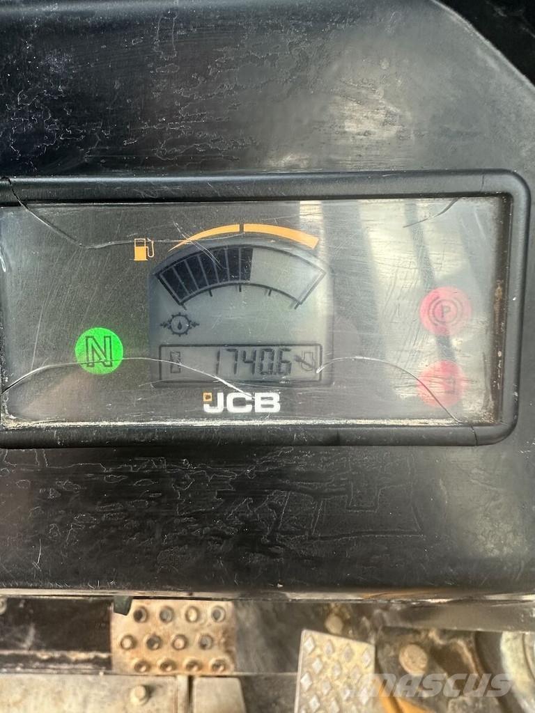 JCB 6 ST 건설현장 덤프트럭