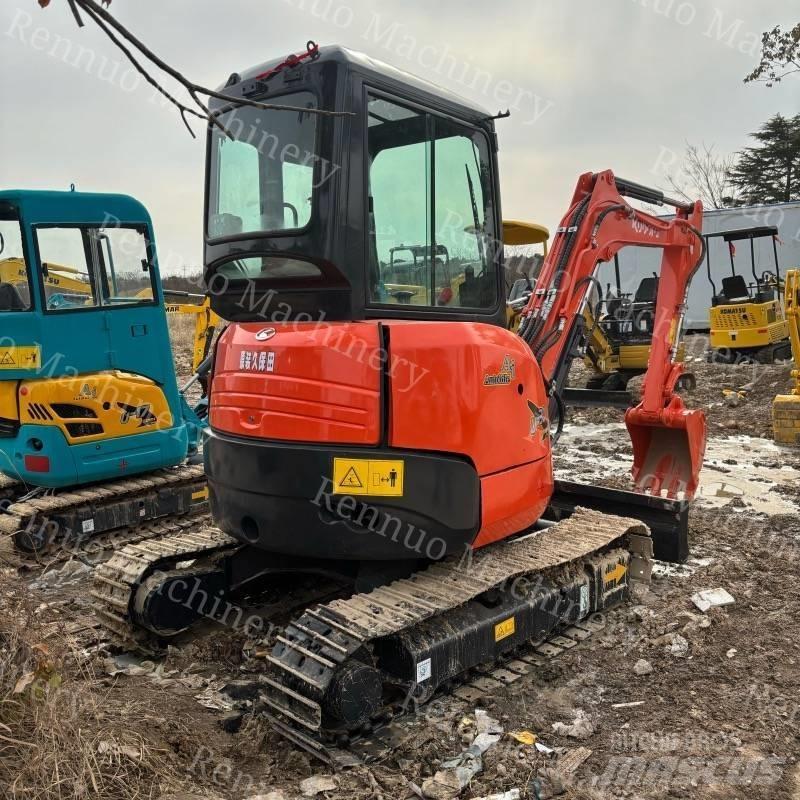 Kubota U 30 소형 굴삭기 7톤 미만