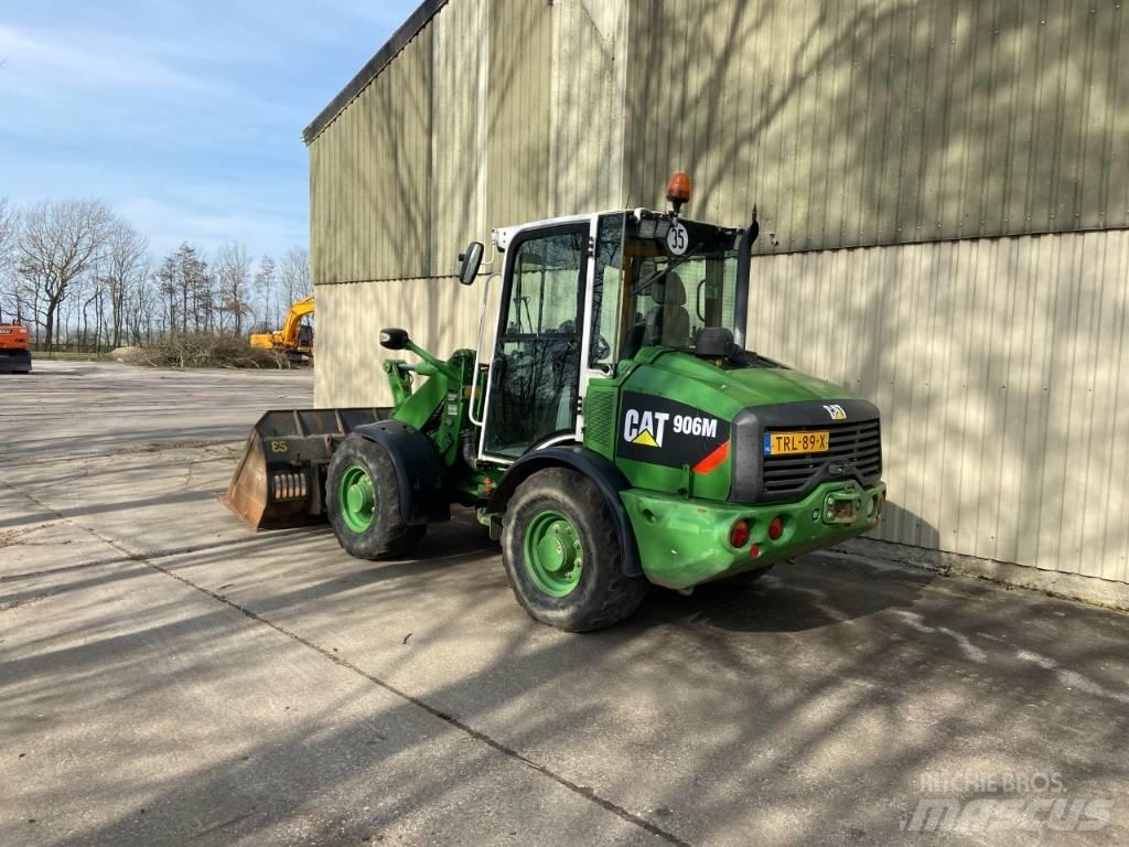 CAT 906M  휠로우더