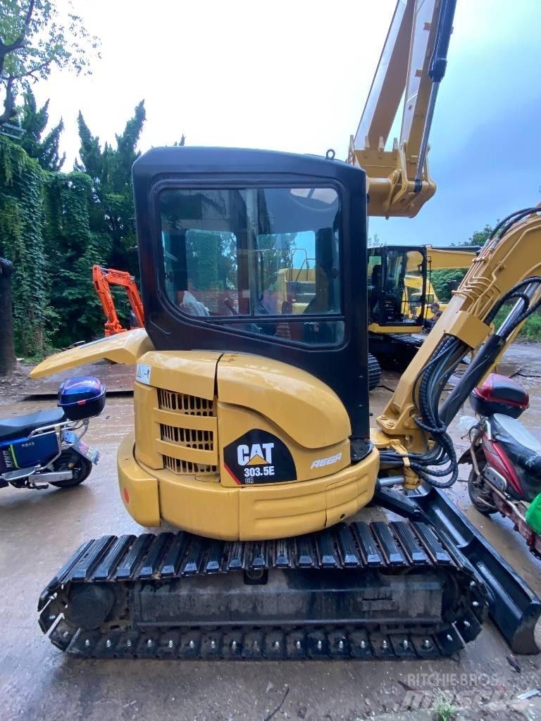 CAT 303.5 E CR 소형 굴삭기 7톤 미만