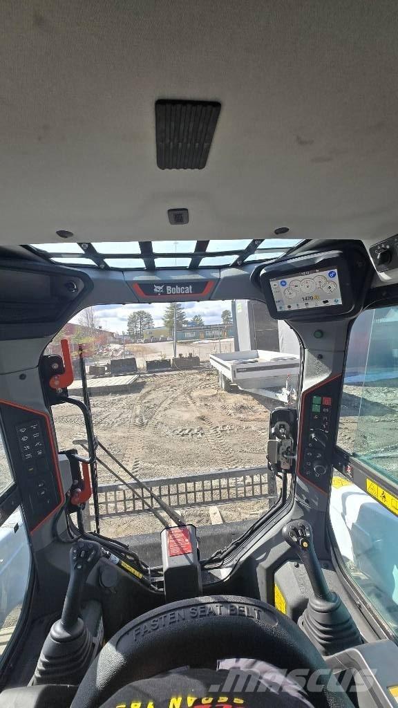Bobcat S 76  스키드로더