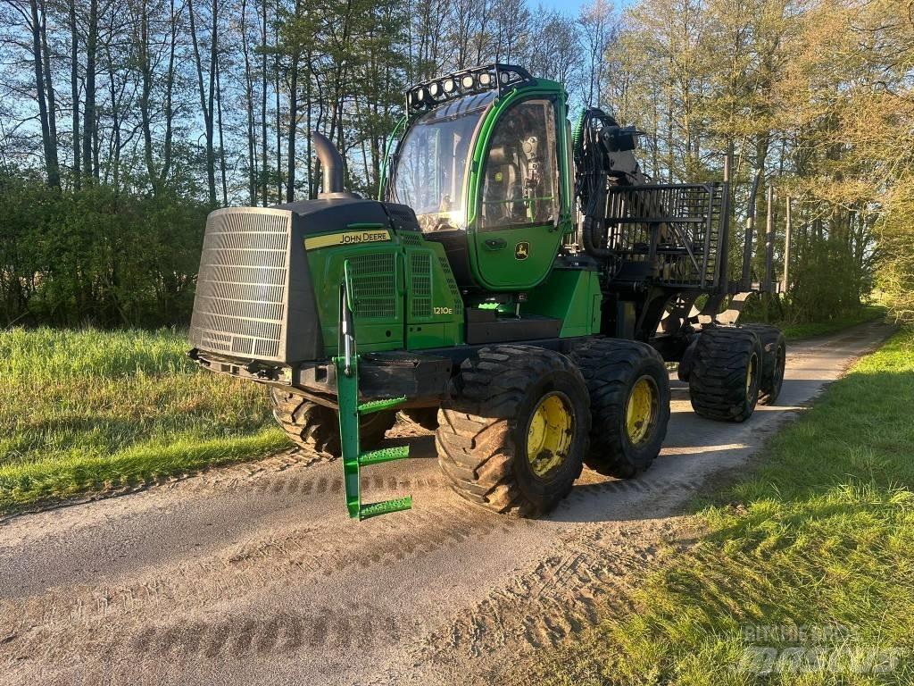 John Deere 1210 E 원목 포워더