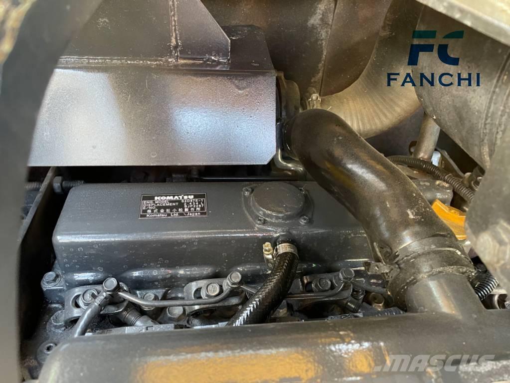 Komatsu PC 56 소형 굴삭기 7톤 미만