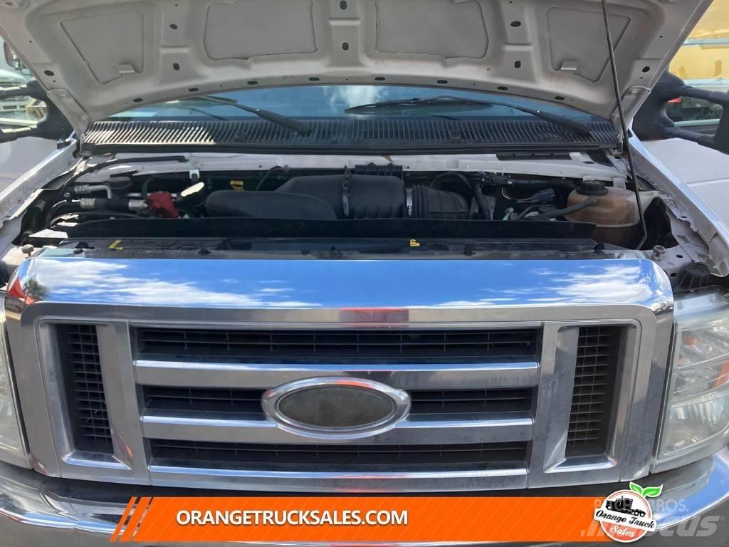 Ford E 350 패널 화물차