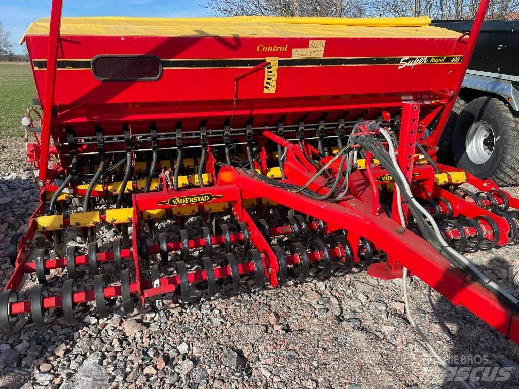 Väderstad Rapid400C 드릴