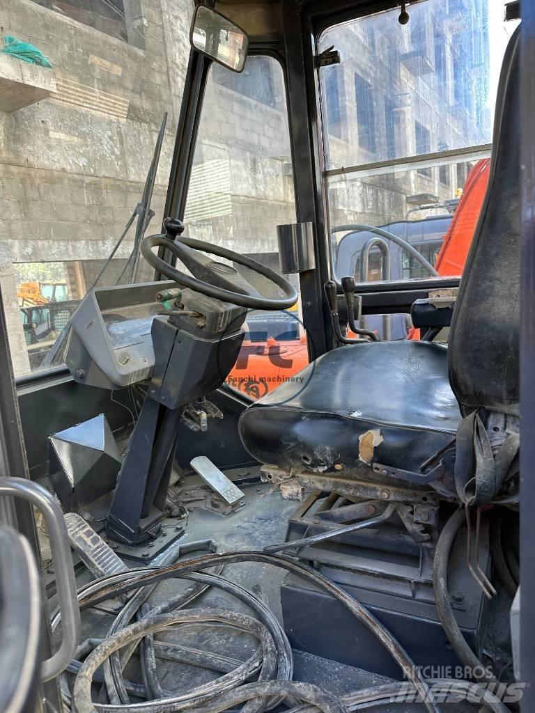 Komatsu WA 320  휠로우더