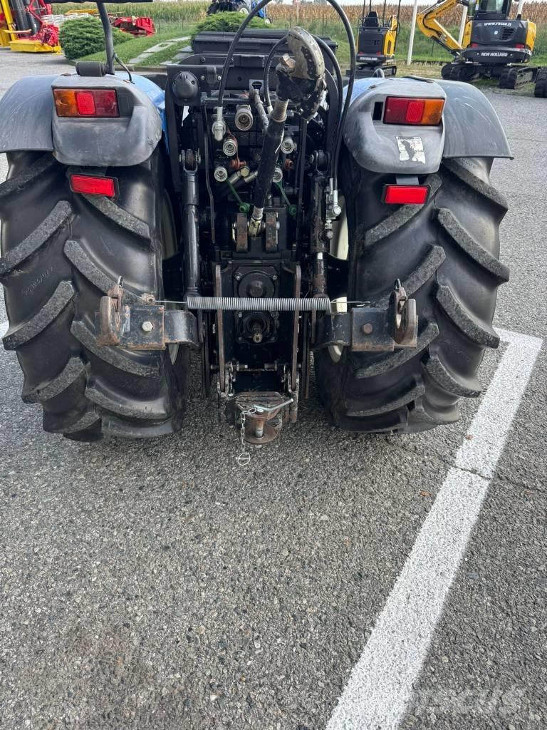 New Holland TN 75 NA 트랙터