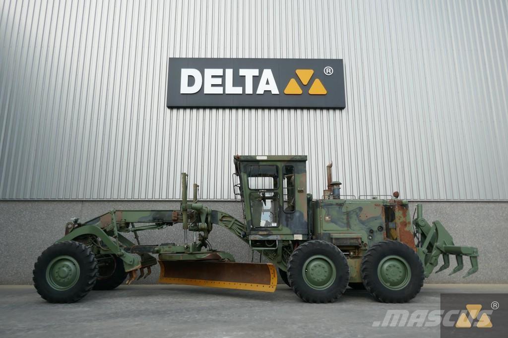 CAT 130G Ex-army 그레이더