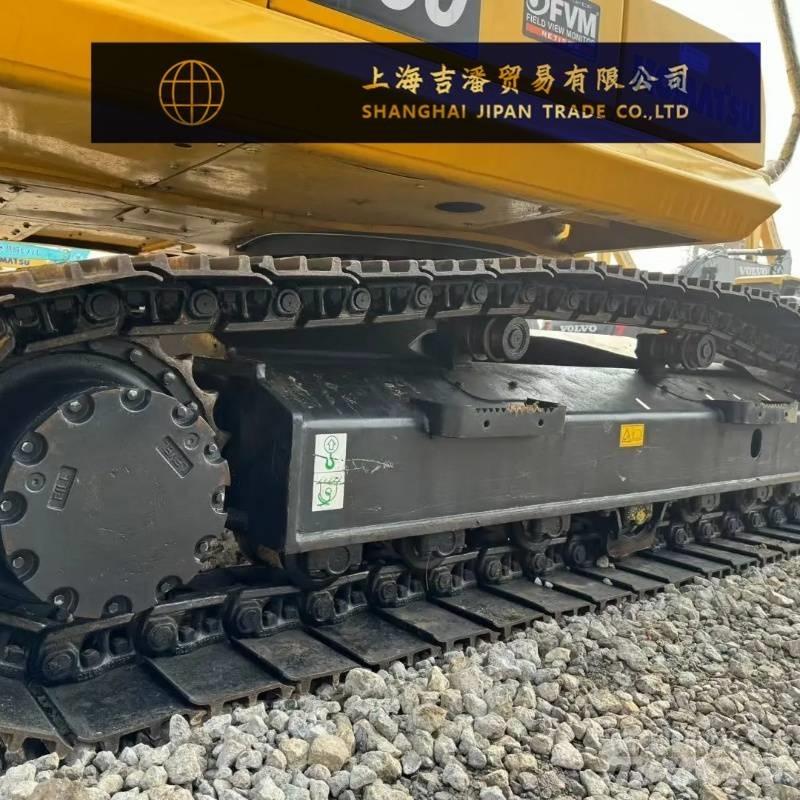 Komatsu PC 200 대형 굴삭기 29톤 이상