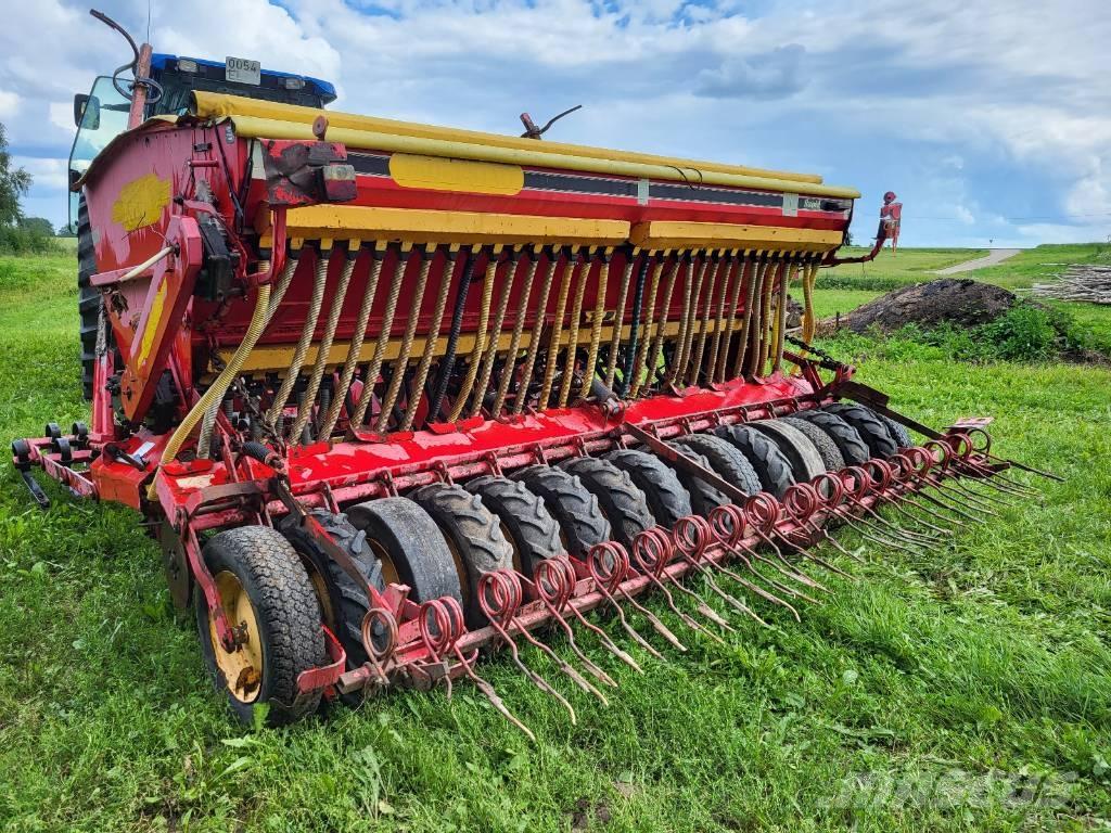 Väderstad Rapid 400C 드릴