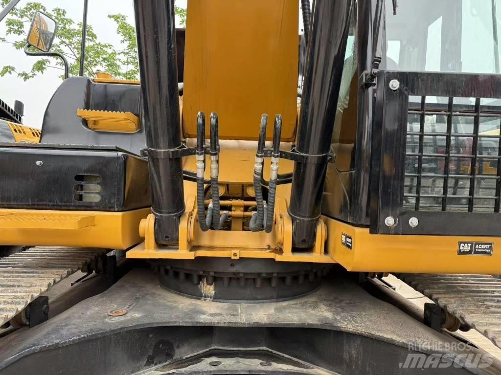 CAT 330 D L 대형 굴삭기 29톤 이상